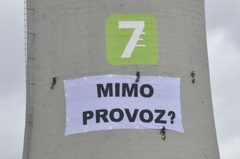 Akce Greenpeace ve Chvaleticích.