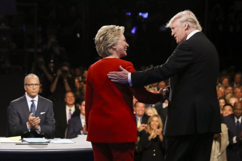 Konflikt vypukl kvůli Trumpovi a Clintonové. 
