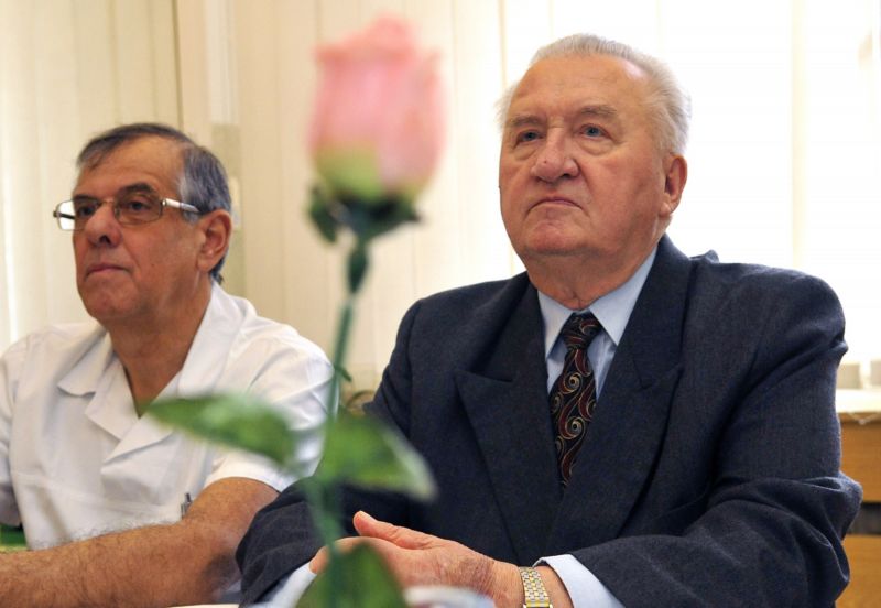 Bývalý slovenský prezident Michal Kováč (vpravo).