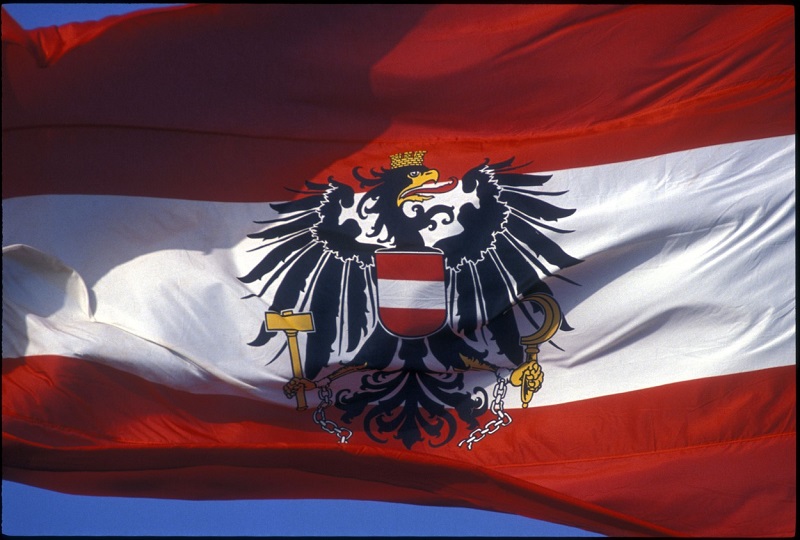 Rakouská vlajka. 