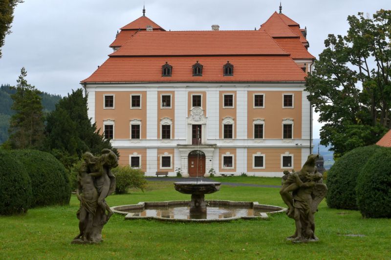 Letos navštívilo zámek Valeč téměř pět tisíc lidí.