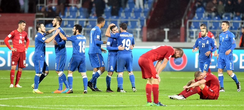 Čeští fotbalisté jen remizovali s Ázerbájdžánem. Čeští fotbalisté jen remizovali s Ázerbájdžánem.