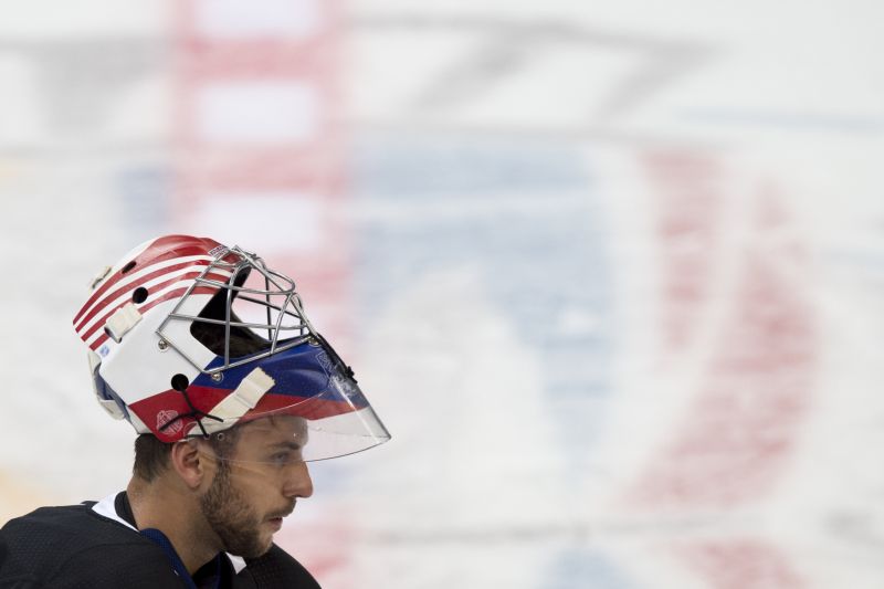 Ondřej Pavelec v reprezentačním dresu.