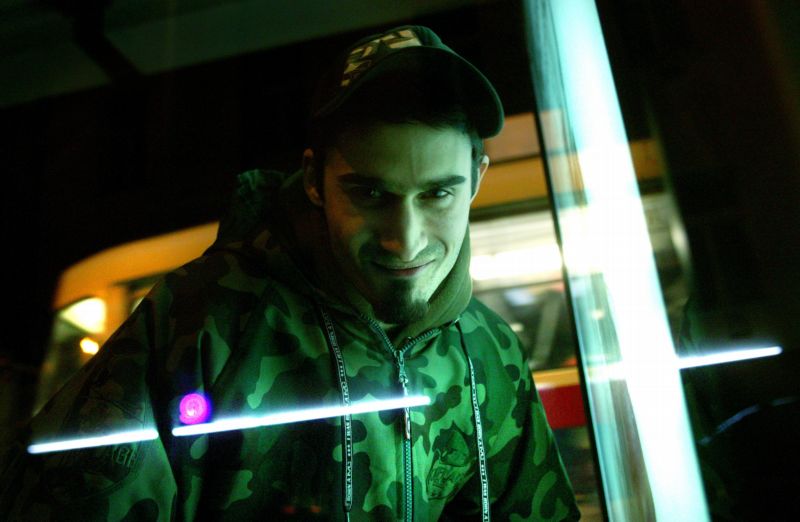 Zpěvák R. Benga.