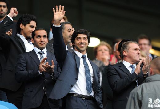 Arabský miliardář a majitel Chelsea Šejk Mansour.