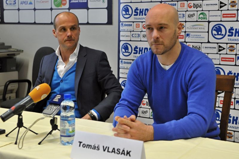 Tomáš Vlasák a Martin Straka se opět setkají na střídačce. Nyní jako trenéři Tomáš Vlasák a Martin Straka se opět setkají na střídačce. Nyní jako trenéři