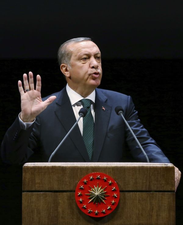 "Nikdo by od nás neměl očekávat, že odejdeme z Bašiky. Zůstaneme tam," řekl turecký prezident Recep Tayyip Erdogan.