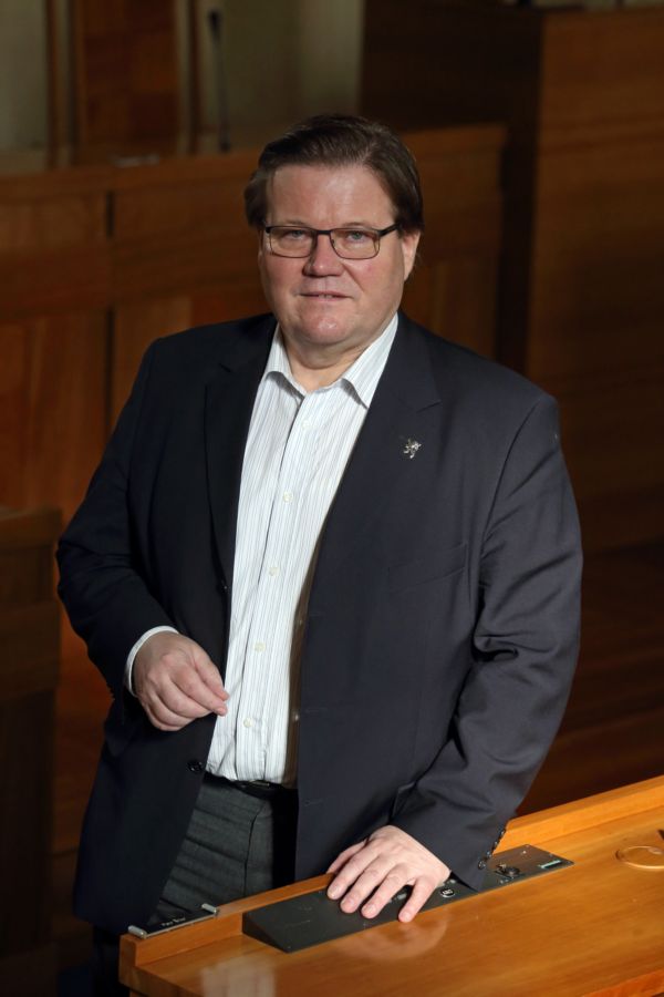 "Když vidím všechny ty uchazeče, kteří se postupně objevují, tak bych nemusel být tak neúspěšný,"řekl Zdeněk Škromach ke své možné budoucí kandidatuře na hlavu státu.