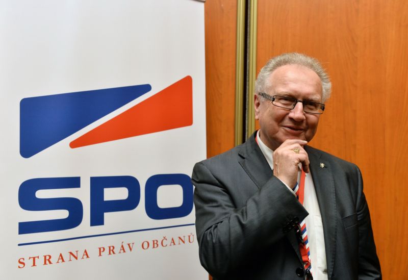 Senátor Jan Veleba.