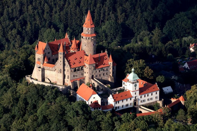 Hrad Bouzov.