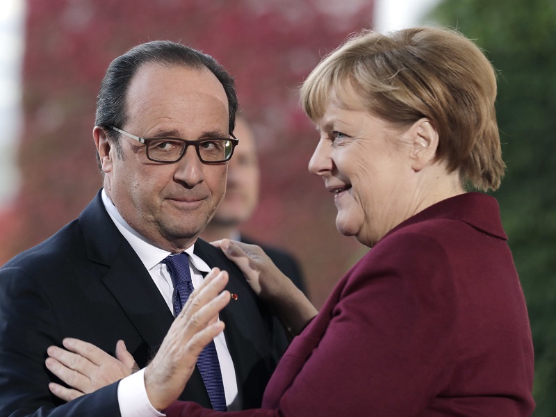 Francouzský prezident François Hollande a německá kancléřka Angela Merkelová.