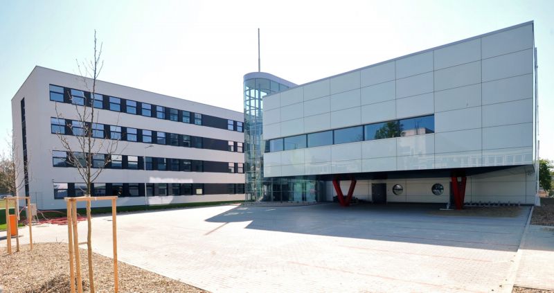 ČT funguje v nových moderních prostorách v Brně-Líšni. ČT funguje v nových moderních prostorách v Brně-Líšni.