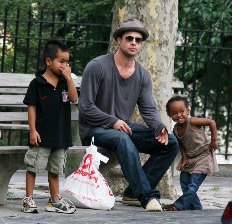 Brad Pitt se syny.