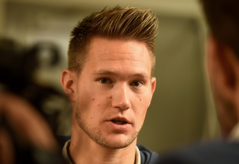 Přestože fotbalisté Basileje ve středu prohráli na stadionu Paris St. Germain jasně 0:3, tak podle reprezentačního brankáře Tomáše Vaclíka paradoxně podali nejlepší výkon v tomto ročníku Ligy mistrů a tak krutý výsledek si nezasloužili. Přestože fotbalisté Basileje ve středu prohráli na stadionu Paris St. Germain jasně 0:3, tak podle reprezentačního brankáře Tomáše Vaclíka paradoxně podali nejlepší výkon v tomto ročníku Ligy mistrů a tak krutý výsledek si nezasloužili.