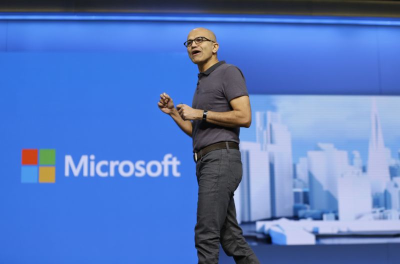Microsoft předčil očekávání analytiků. CEO společnosti Satya Narayana Nadella.