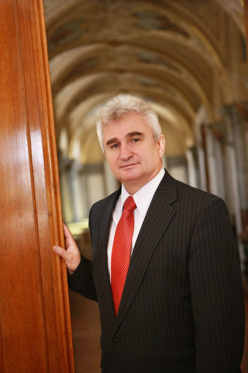 Předseda horní komory Milan Štěch (ČSSD).