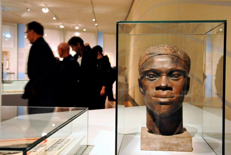 Výstava přibližuje i genocidu domorodého obyvatelstva v dnešní Namibii.
