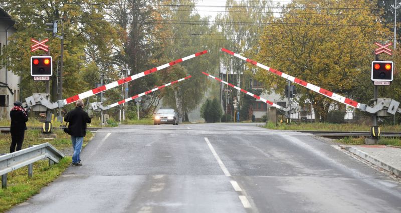 Železniční přejezd Studénka.