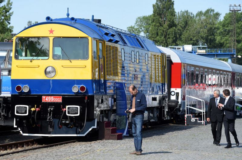 Zrekonstruovaná lokomotiva Kyklop ze 70. let minulého století. Zrekonstruovaná lokomotiva Kyklop ze 70. let minulého století.