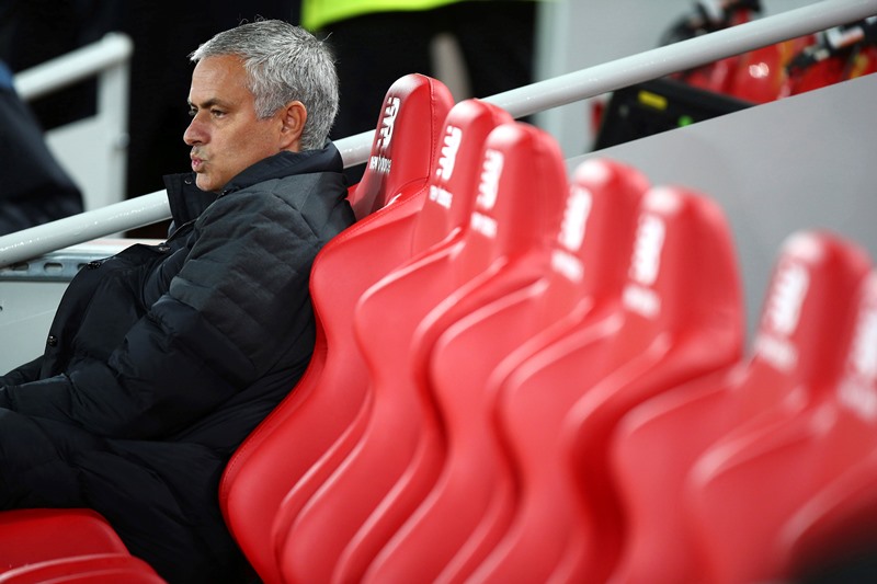 Fotbalový trenér José Mourinho zatím není s angažmá v Manchesteru United spokojený tak, jak si představoval. Fotbalový trenér José Mourinho zatím není s angažmá v Manchesteru United spokojený tak, jak si představoval.