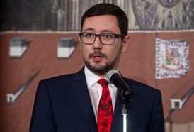 Jiří Ovčáček, mluvčí prezidenta.