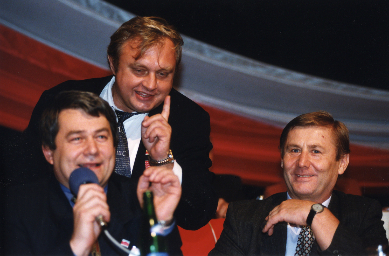 Přední představitelé KSČM v roce 1999.