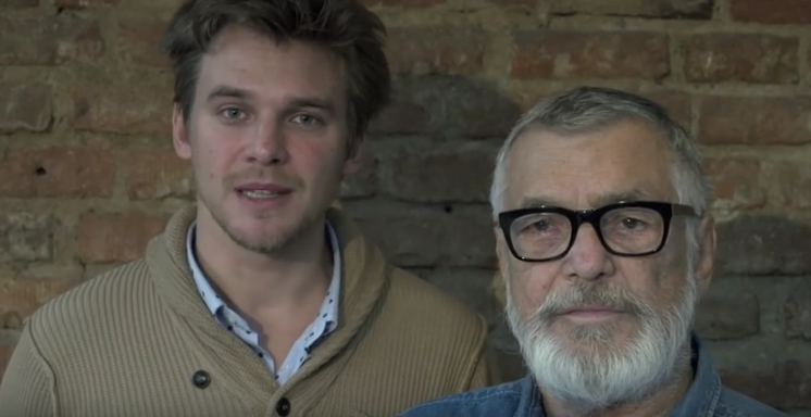Na snímku zleva herci Vojtěch Dyk a Jiří Bartoška, kteří se připojili k prohlášení.