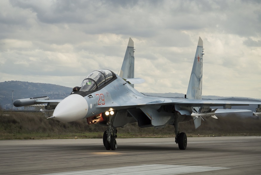 Ruská stíhačka Su-30.