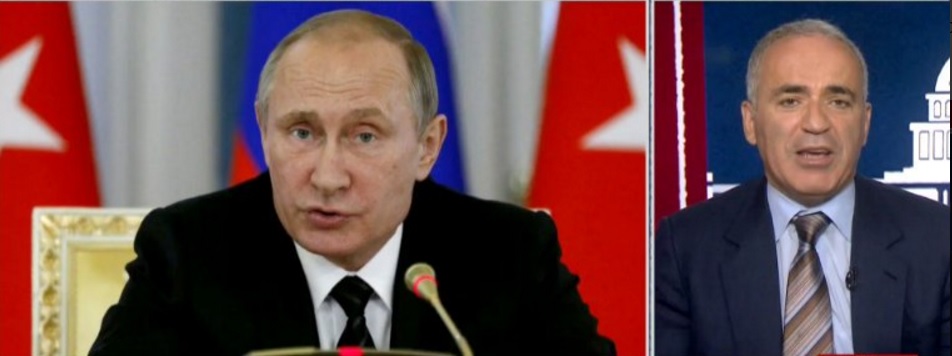 Garry Kasparov (vpravo) a jeho politický protivník Vladimir Putin.
