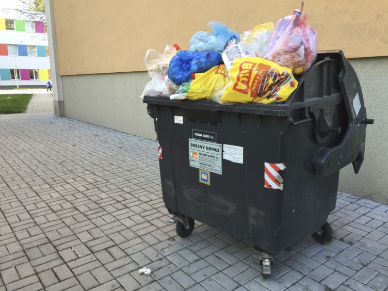 Popelnice (ilustrační foto).