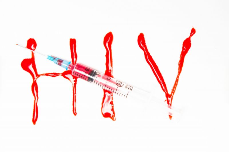 Základní informace o HIV a AIDS i možnosti prevence se dozvíte na internetovém webu hiv-prevence.cz.
