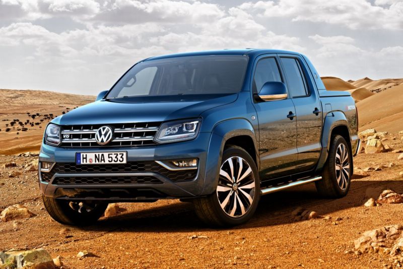 Nový Amarok zdobí atletická příď.