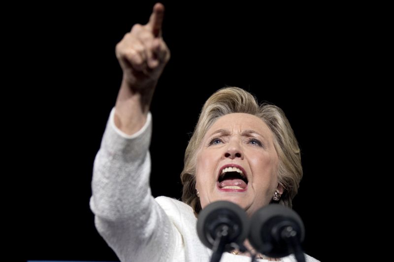 Hillary Clintonová. Hillary Clintonová.