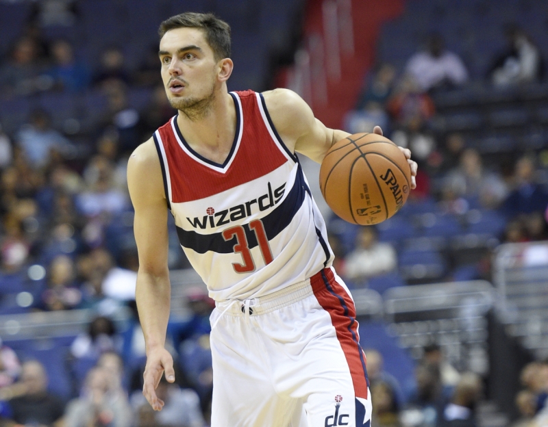 Basketbalisté Washingtonu s Tomášem Satoranským prohráli i třetí zápas v nové sezoně NBA. 
