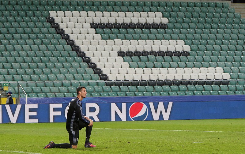 Cristiano Ronaldo nevěřil svým očím. Cristiano Ronaldo nevěřil svým očím.