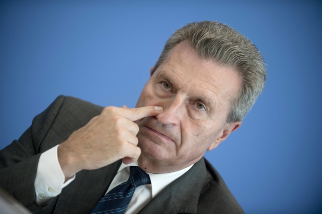 Eurokomisař Günther Oettinger. Eurokomisař Günther Oettinger.