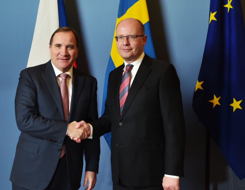 Švédský premiér Stefan Löfven a předseda vlády ČR Bohuslav Sobotka. Švédský premiér Stefan Löfven a předseda vlády ČR Bohuslav Sobotka.