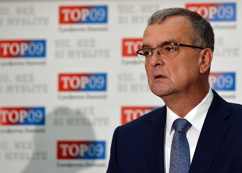 Lídr TOP 09 Miroslav Kalousek. 