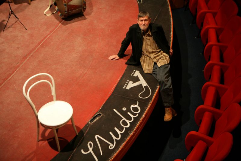 Jan Schmid, zakladatel, ředitel a režisér divadla Studio Ypsilon.