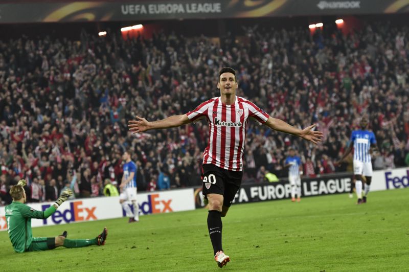 Aritz Aduriz v dresu Bilbaa.