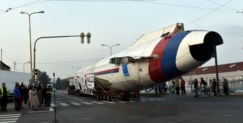 Bývalý letoun vládní letky Tu-154.