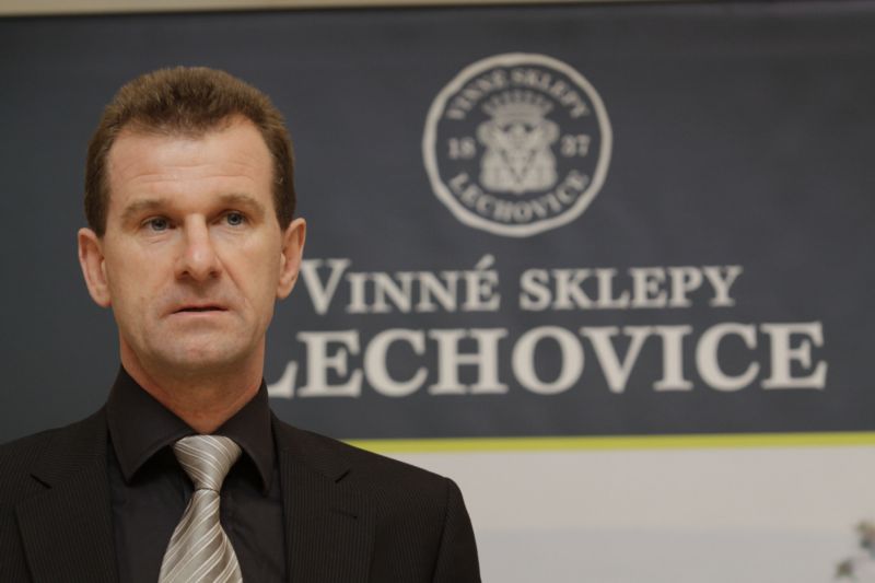 Manažer sklepů Ivan Kalaš.