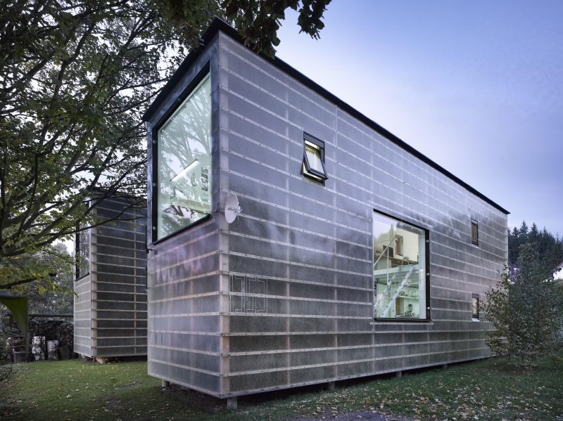 Hlavní cenu v nové soutěži Česká cena za architekturu získal dům a ateliér Zen-Houses od libereckého architekta Petra Stolína.