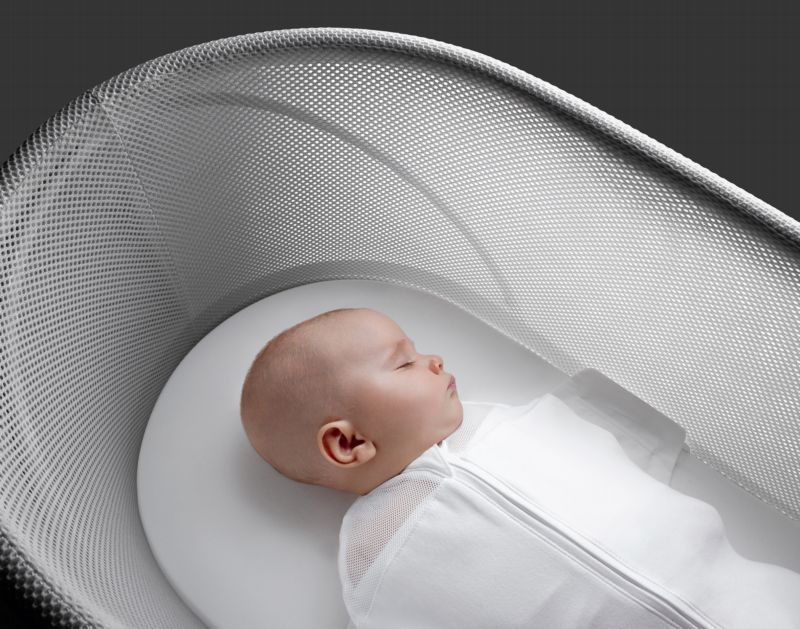 Speciální kolébka od švýcarského designéra Yvese Béhara. Speciální kolébka od švýcarského designéra Yvese Béhara.
