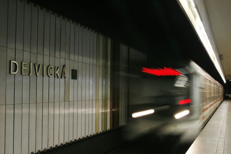 Stanice metra A, Dejvická. Stanice metra A, Dejvická.