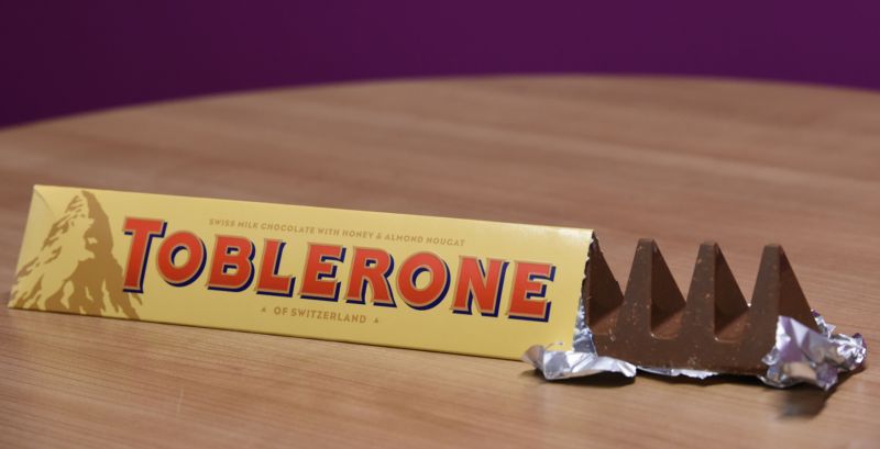 Slavné trojúhelníčky Toblerone.