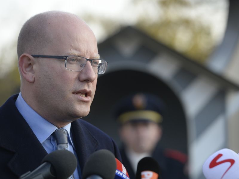 Předseda vlády Bohuslav Sobotka. Předseda vlády Bohuslav Sobotka.