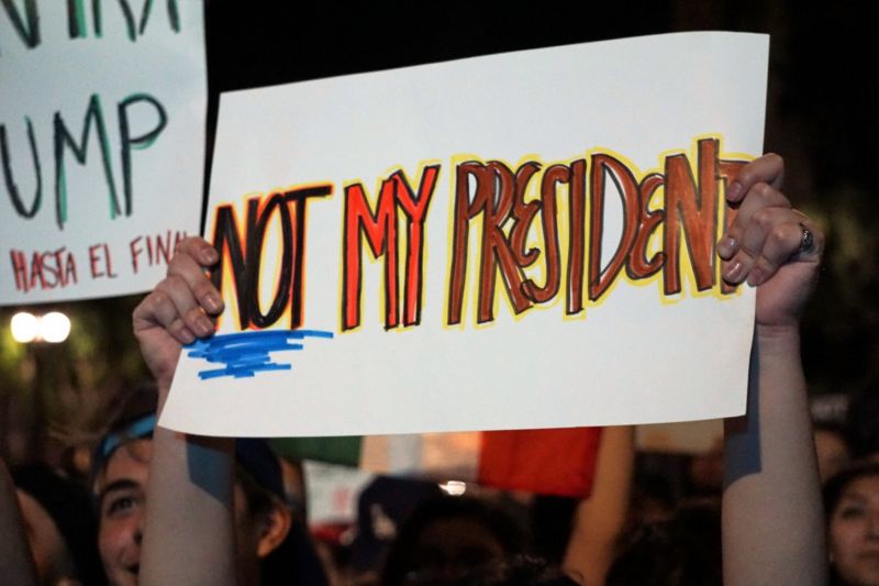Z protestu proti stávající situaci v USA.