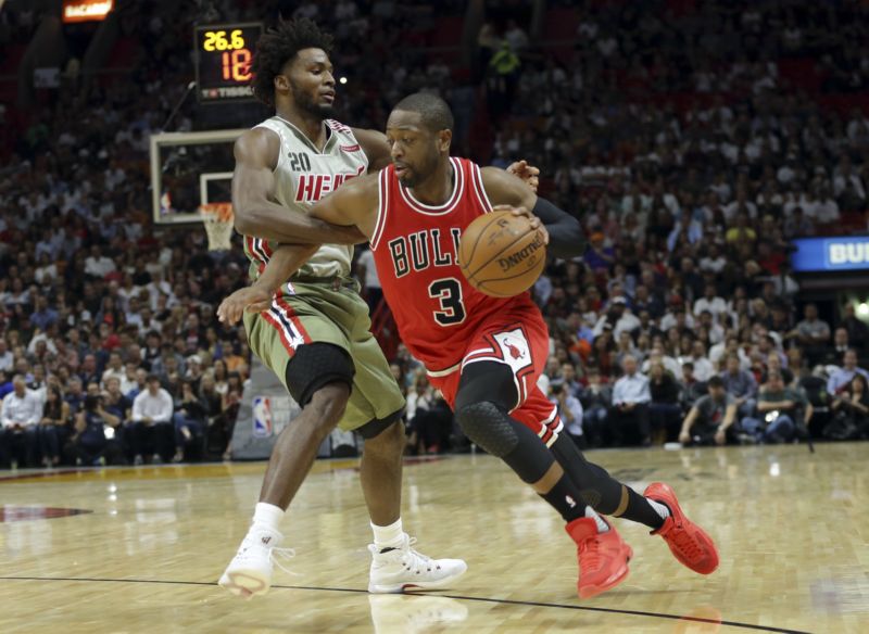 Rozehrávač Chicaga Dwyane Wade prožil úspěšný návrat do Miami.