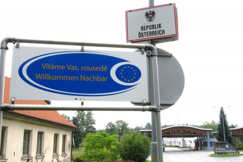 Česko-rakouský hraniční přechod Halámky (Gmünd).